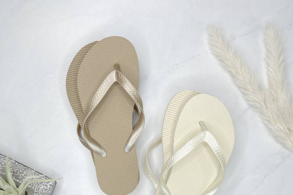 Feel like a queen on your wedding day with our luxurious flip flops